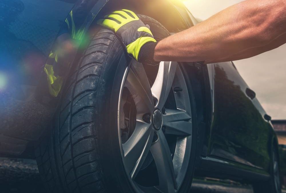 4 Signs That You Might Need New Tires!