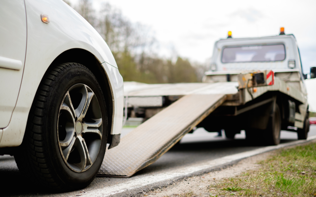 Stuck on the Side of the Road? What to do While Waiting for Your Tow Truck!